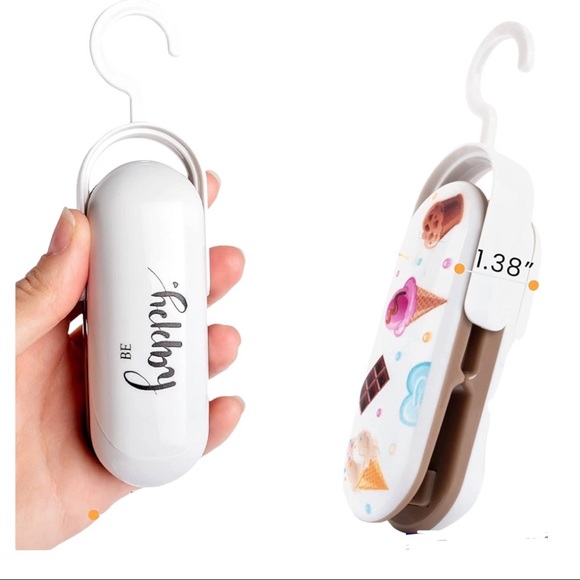 🖌 NIB 2-in-1 Mini Bag Sealer, Batteries Included 🖌 - Picture 7 of 8